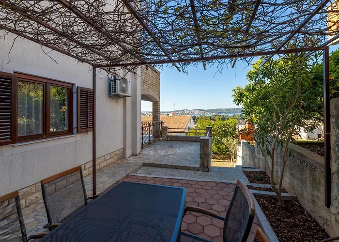 Limun-3 By Interhome アパート *