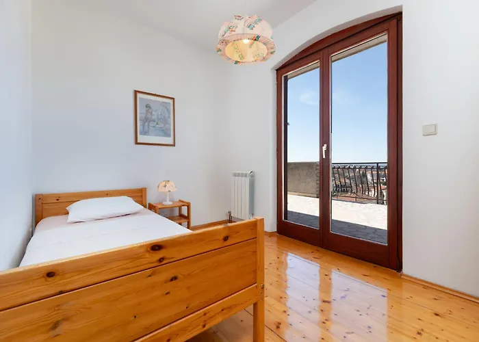 アパート Limun-3 By Interhome