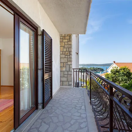 Limun-3 By Interhome *