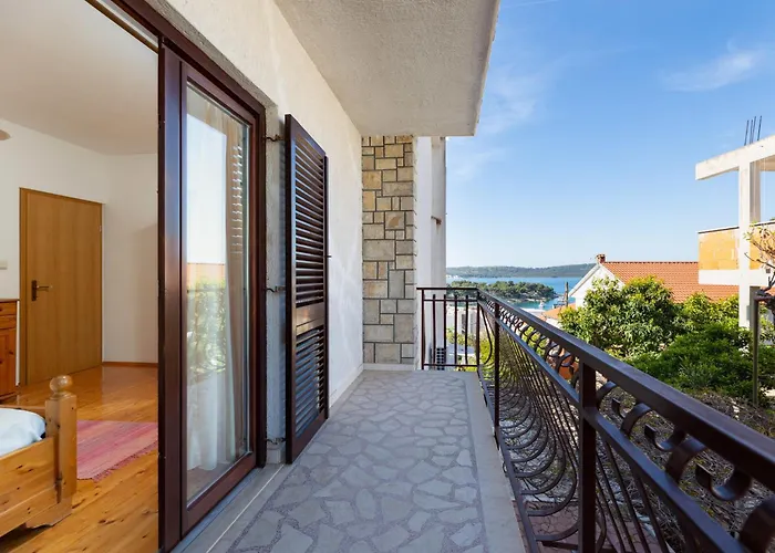 Limun-3 By Interhome *