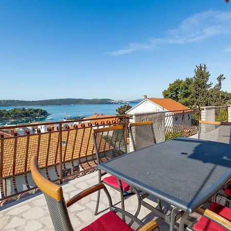 Limun-3 By Interhome Apartamento Trogir